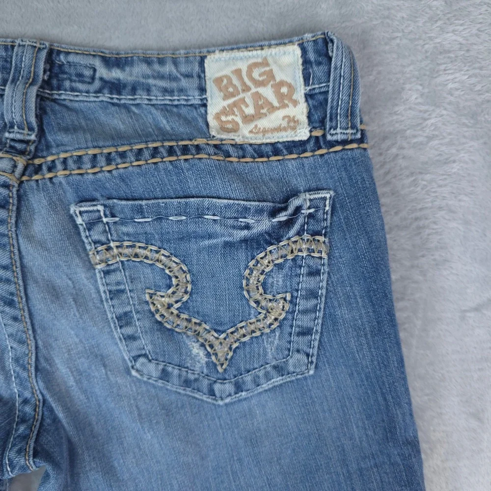 Big Star Bermuda Shorts Women 30 (32x15.5) Distressed Sweet Ultra Low Rise Y2K